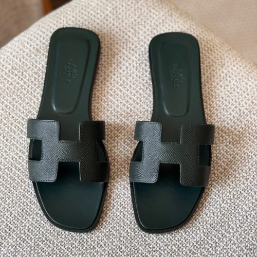 Hermes Oran Green Epsom Leather Flat Sandals