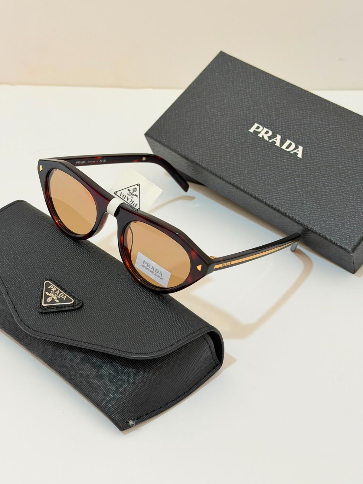 Prada Iconic Metal Plaque Chamomile Yellow Sunglasses Prada Iconic Metal Plaque Chamomile Yellow Sunglasses