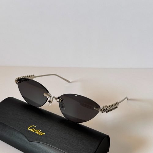 Cartier CT0543S-002 Clash De Cartier Black Sunglasses