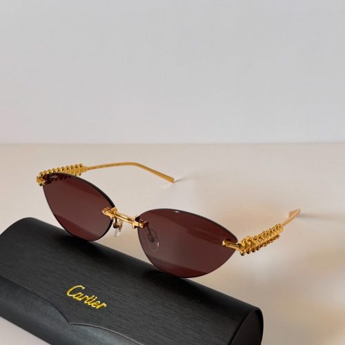 Cartier CT0543S-004 Clash De Cartier Smooth Golden Finish Sunglasses