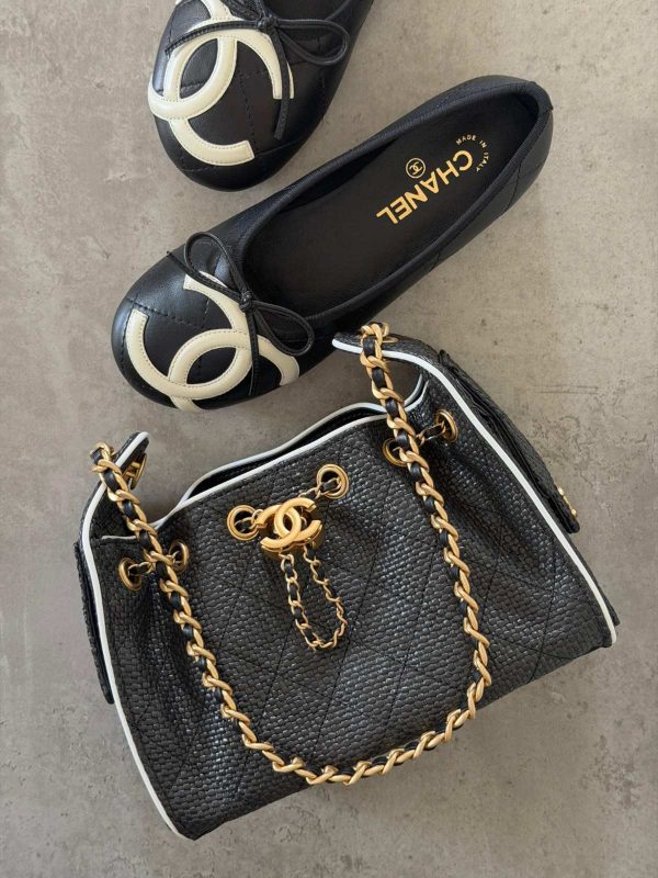 Chanel 25 Small Handbags Black Braided Raffia Calfskin & Gold-Tone