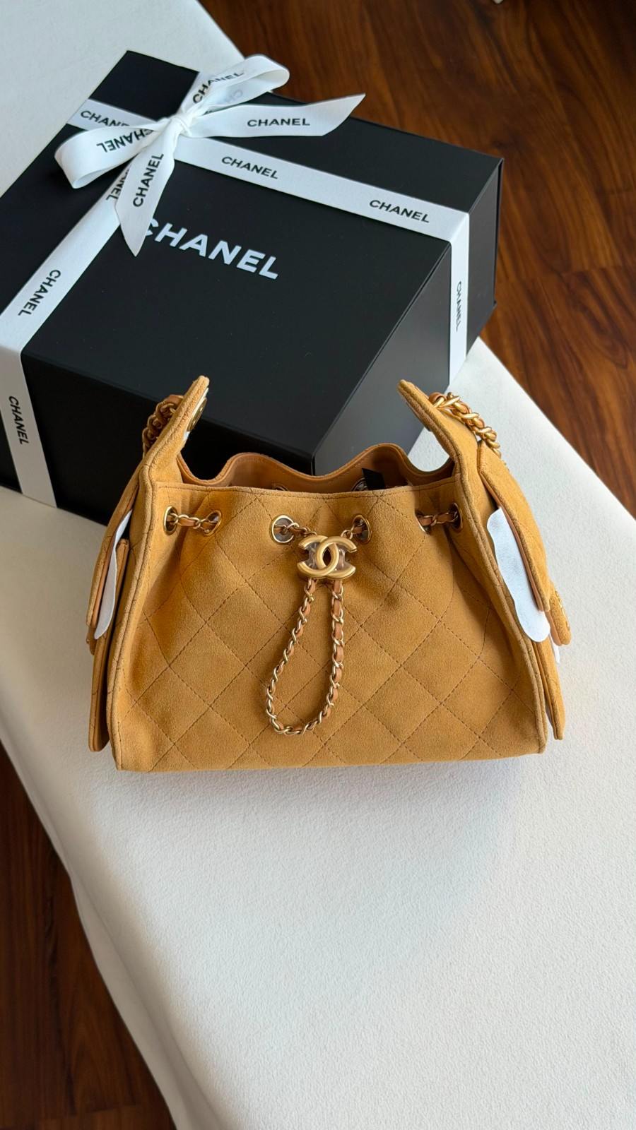 Chanel 25 Small Hobo Bag Beige Suede Leather Chanel 25 Small Hobo Bag Beige Suede Leather
