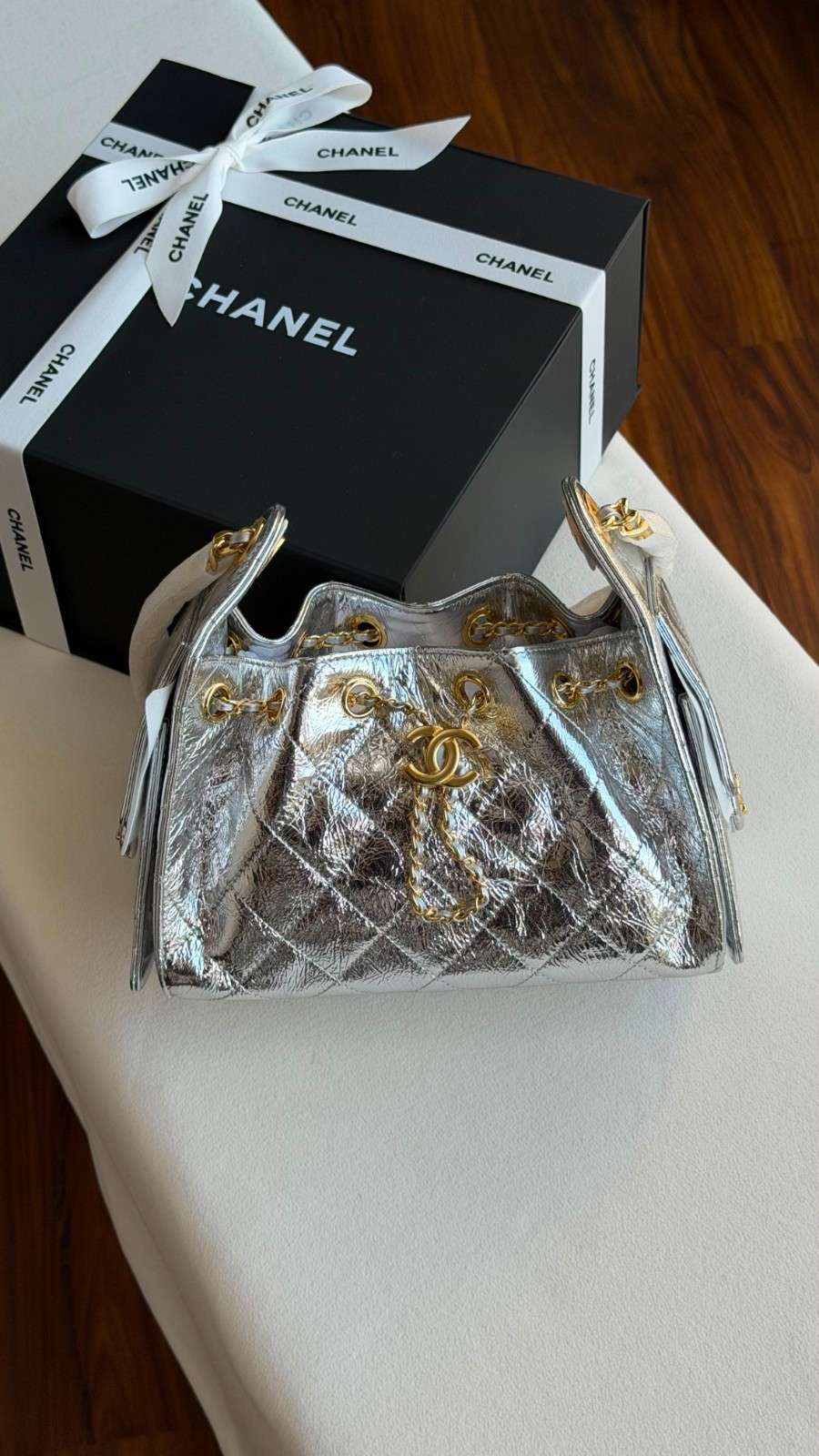 Chanel 25 Small Hobo Bag Silver Metallic Calfskin Leather Chanel 25 Small Hobo Bag Silver Metallic Calfskin Leather
