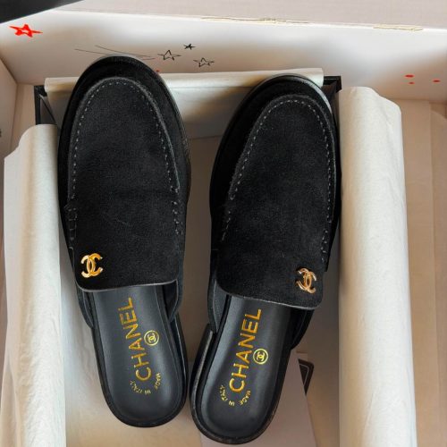 Chanel CC Logo Suede Calfskin Mules In Black