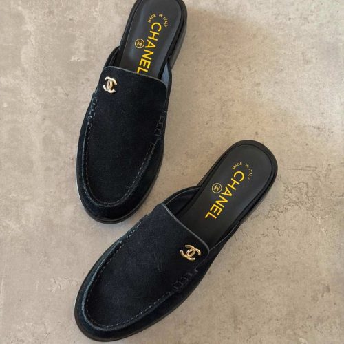 Chanel CC Logo Suede Calfskin Mules In Black