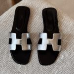 Hermes Oran Metallic Finish Goatskin Leather Flat Sandals