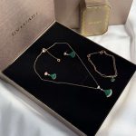 Bvlgari Divas Dream Green Diamond Pendant Set