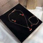 Bvlgari Divas Dream Red Diamond Pendant Set (2)