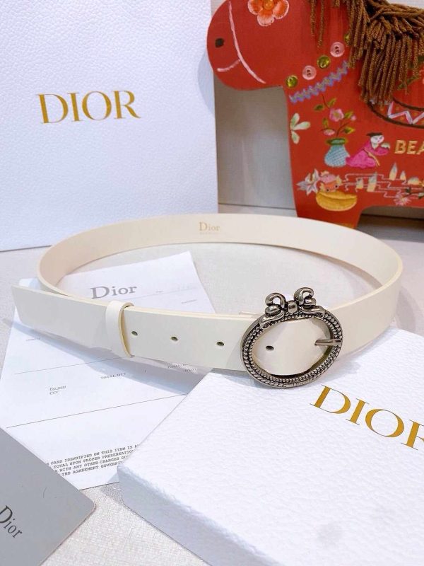 Christian dior medaillon Ivory calfskin leather belt