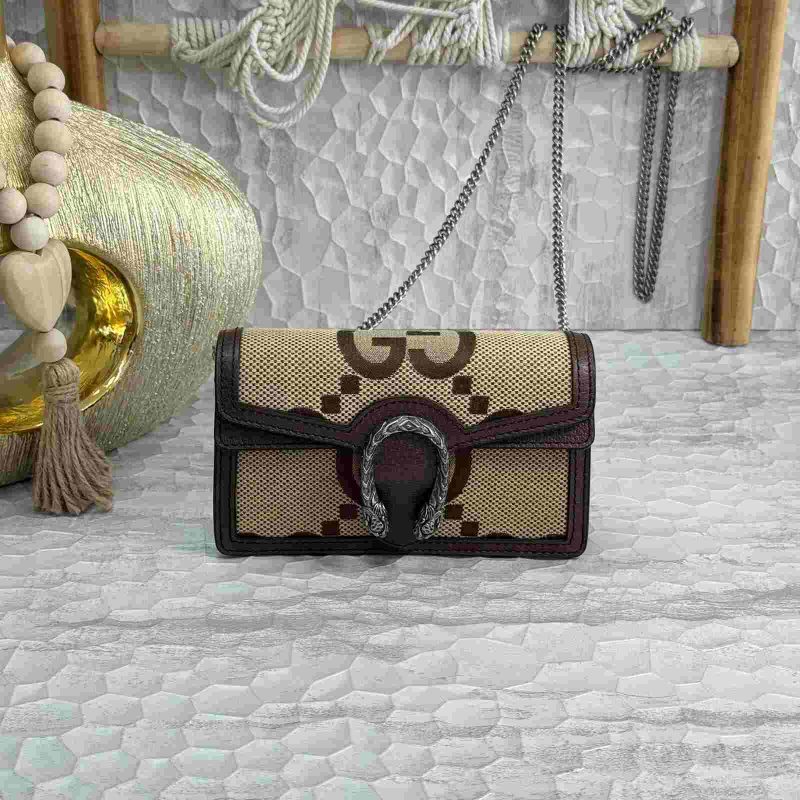 Gucci-jumbo-GG-super-mini-dionysus-bag-brown