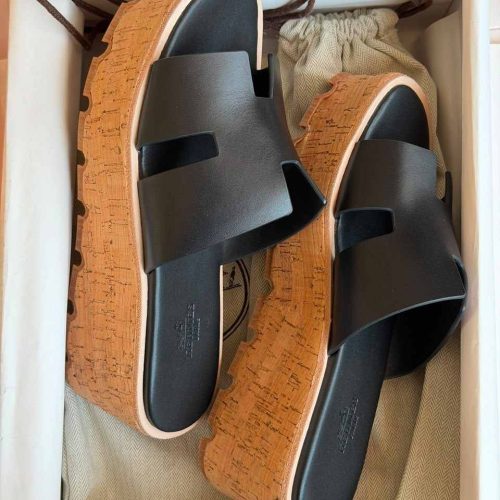 Hermes Eze 30 platform sandals black