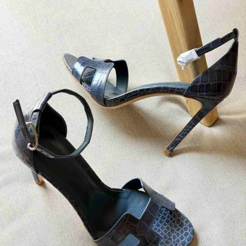 Hermes-Joy-105-H-cut-out-sandals-blue