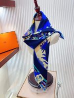 Hermes bottes story carre 90 navy blue silk scarf