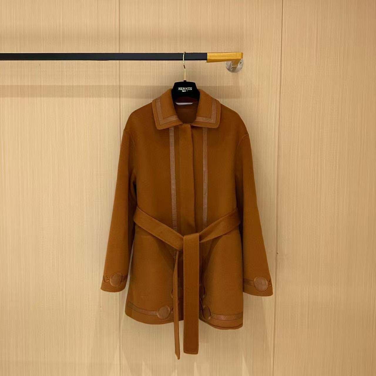 Hermes embroidered short overcoat brown Hermes embroidered short overcoat brown