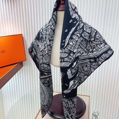 Hermes la nouvelle cite cavaliere shawl 140 in black and white