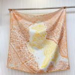 Hermes la nouvelle cite cavaliere shawl 140 in orange and yellow