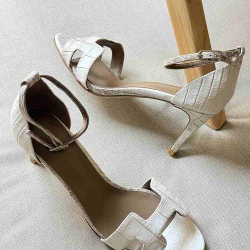 Hermes-premiere-105-crocodile-leather-sandal.
