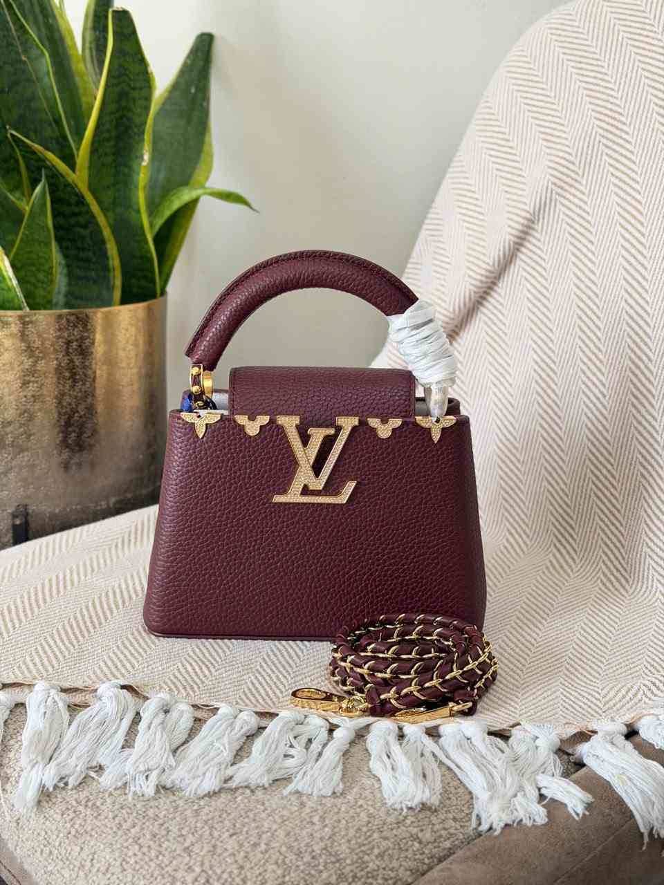 Louis Vuitton burgundy metal flower crown capucines mini bag Louis Vuitton burgundy metal flower crown capucines mini bag