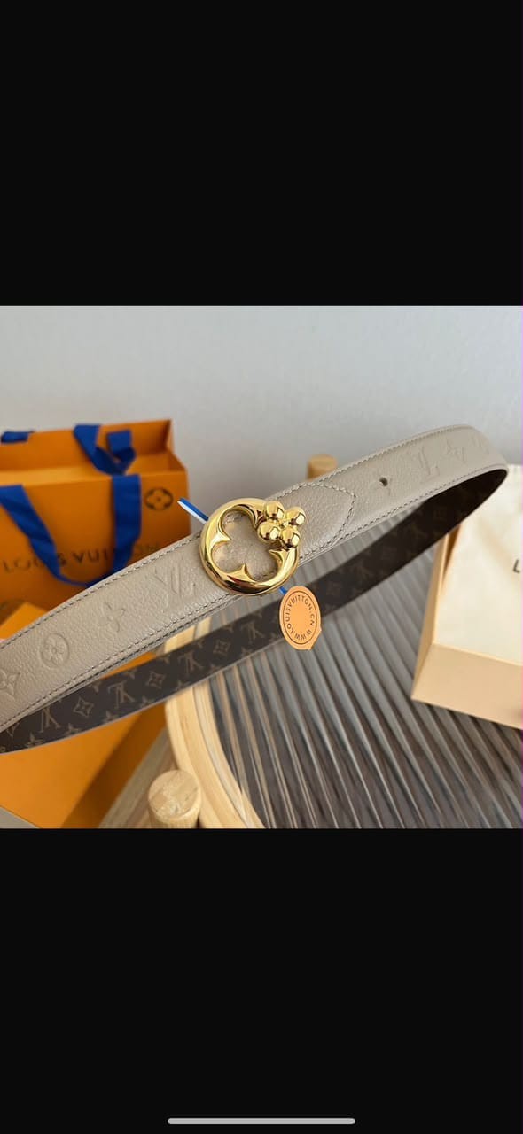 Louis vuitton lv flowergram round reversible beige belt Louis vuitton lv flowergram round reversible beige belt