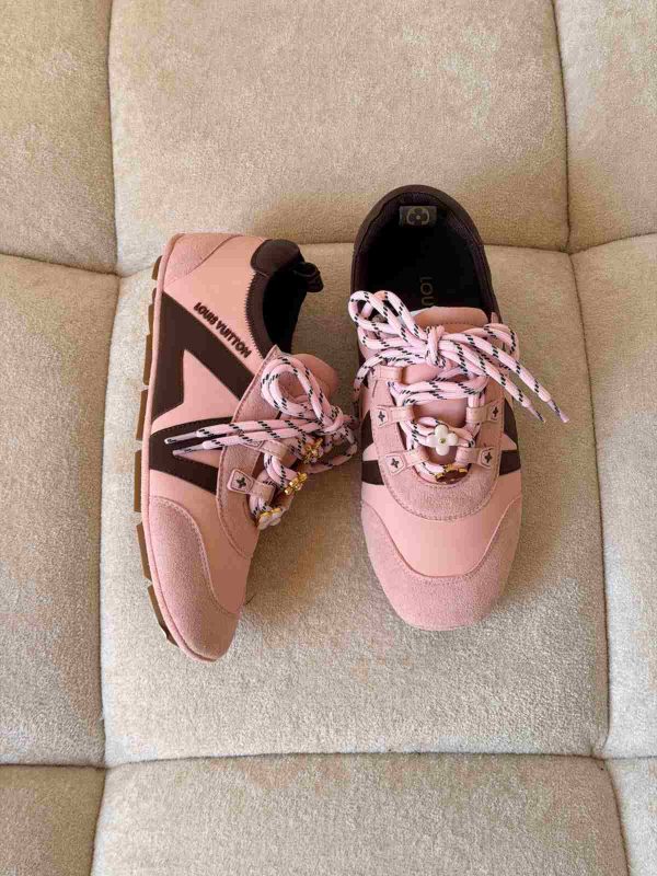 Louis vuitton lv sneakerina sneakers in pink