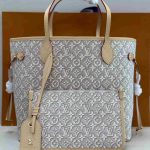 Louis vuitton neverfull mm in monogram embleme peuplier