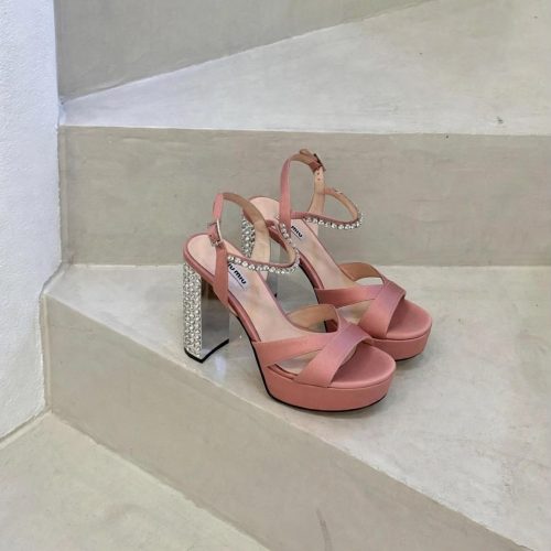 Miu miu crystal-embellished 110 platform heels in pink