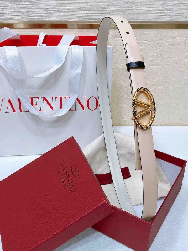 Valentino garavani vlogo signature reversible light beige calfskin belt