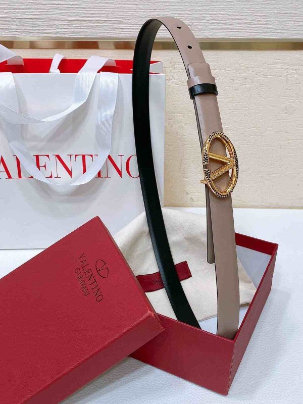 Valentino garavani vlogo signature reversible light brown calfskin belt