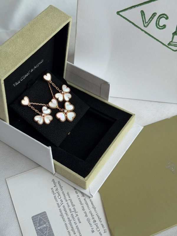 Van Cleef & Arpels Sweet Heart Diamond Necklace And Earrings Set