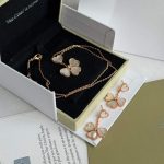 Van Cleef & Arpels Sweet Heart Diamond Necklace And Earrings Set