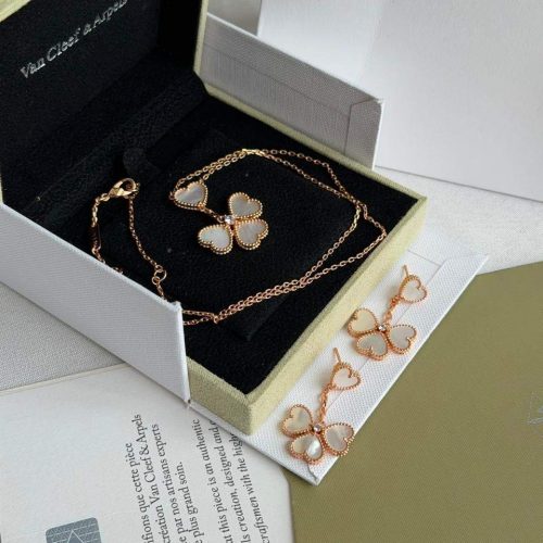 Van Cleef & Arpels Sweet Heart Diamond Necklace And Earrings Set