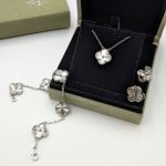 Van cleef & arpels vintage alhambra four leaf clover jewelry in silver