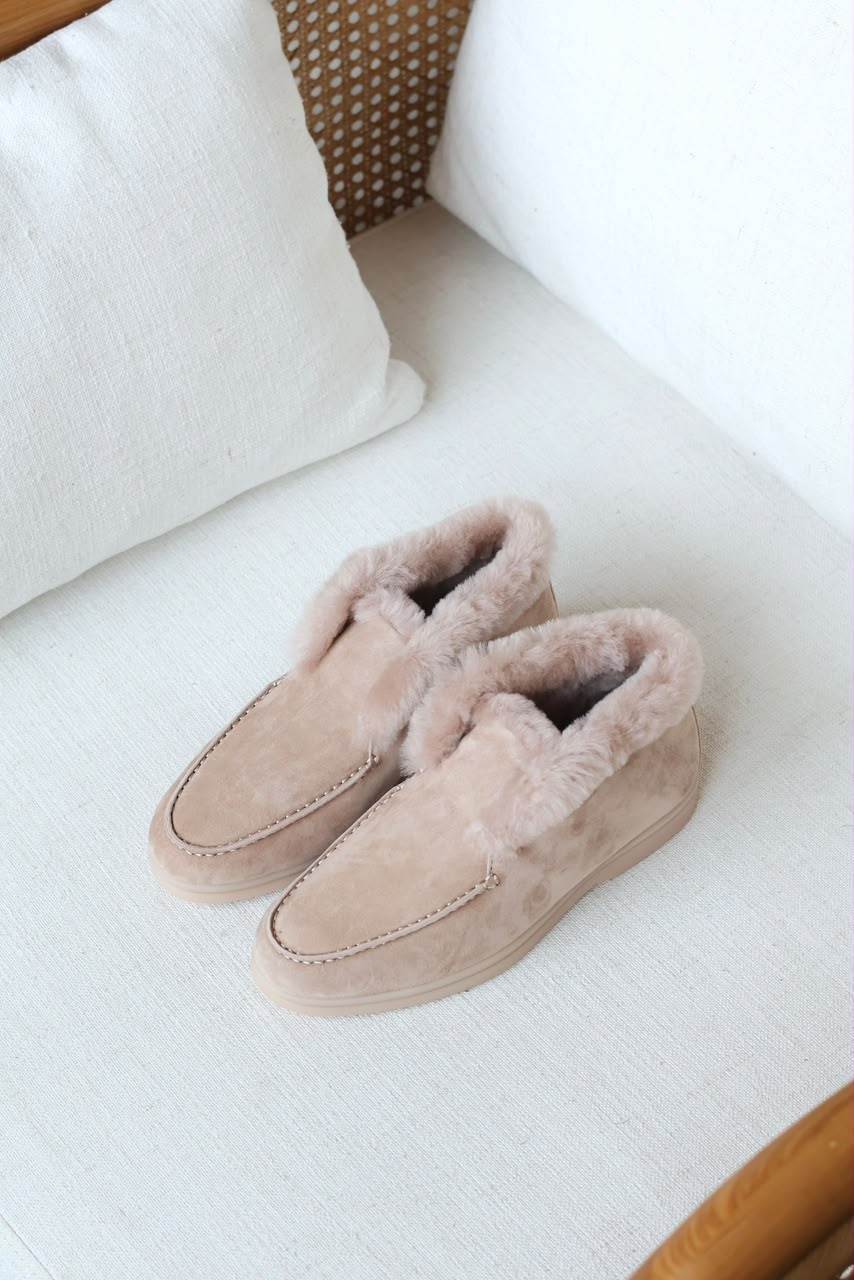 Loro piana open walk fur ankle boots cream beige Loro piana open walk fur ankle boots cream beige